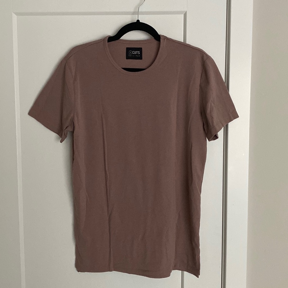Cuts Clothing Split Hem SS